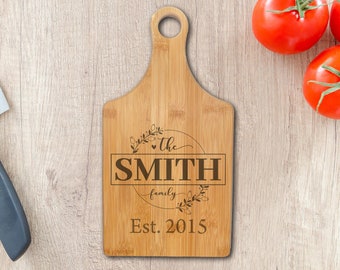 Personalized Bamboo Cutting Paddle - Family Design