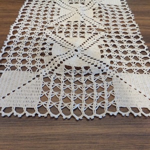 Antique Cotton Table Cloth, Lace Crochet Tablecloth, Off White Crochet Table Cloth