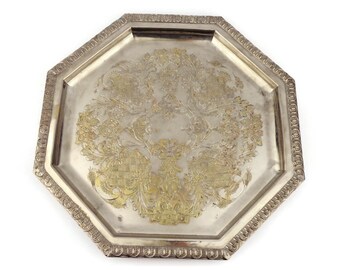 彫刻入りモロッコ風トレイ（脚付き）、手作りの彫刻入り真鍮トレイ