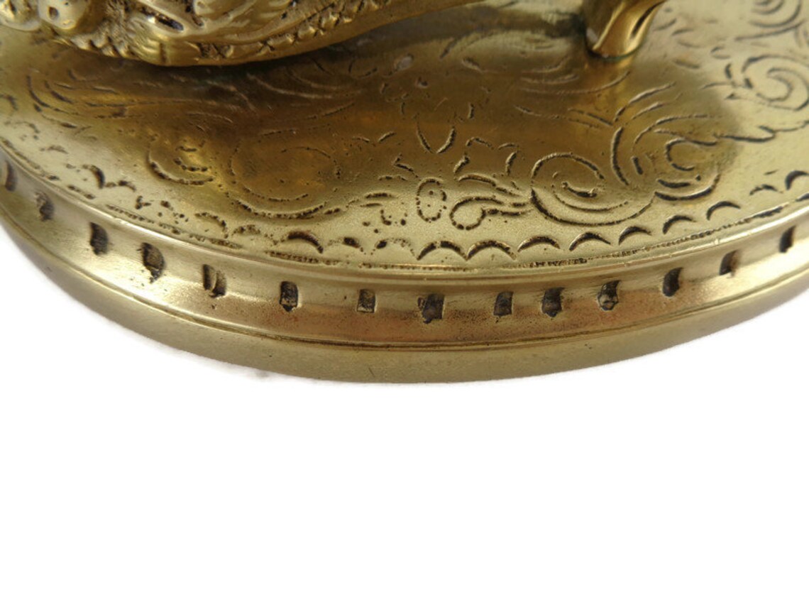 Cendrier Décoratif Original – Forme De Chaussure En Laiton Doré – Fabrication Française