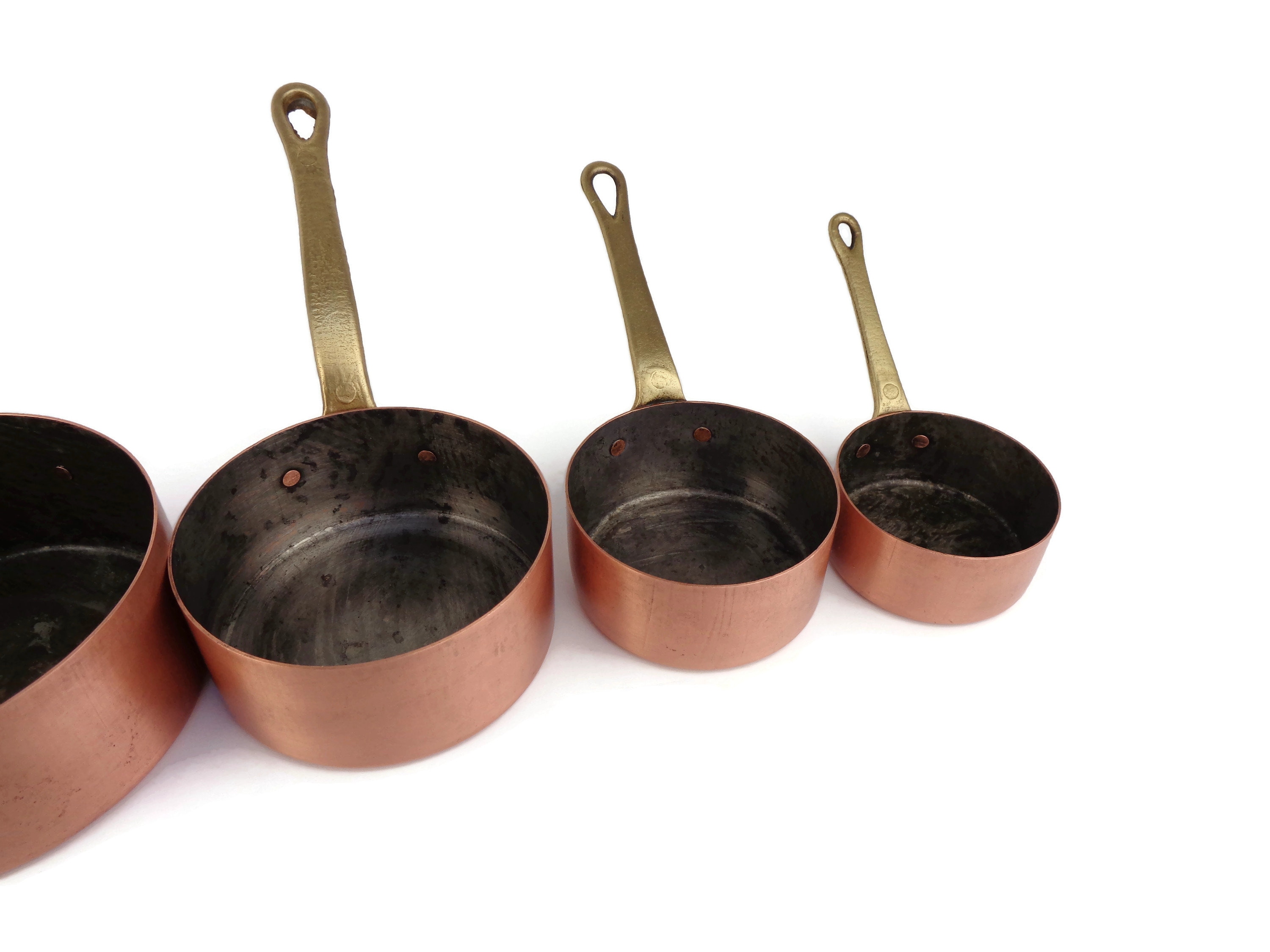 ヴィンテージ銅製ソースパン6個セット（真鍮ハンドル付き）、銅製調理
