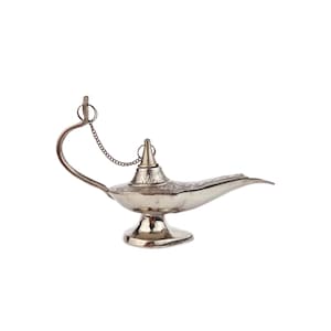 Vintage Classic Aladdin Oil Lamp