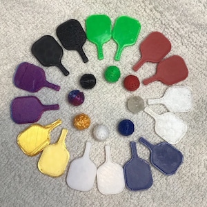 Unleash Your Pickleball Passion with 3D Printed Mini Paddles and Ball!