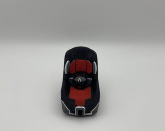 Mini Dollhouse Baby Car Seat – 1:12 Scale | Realistic Infant Carrier for Miniature Scenes - V17