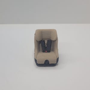 Mini-Puppenhaus-Babyschale - Maßstab 1:12 | Babyschale - Realistische Miniaturszenen - V12