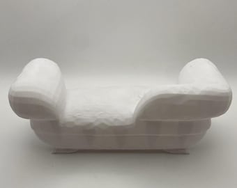 Cama de día de spa de lujo para casa de muñecas – Versión uno (escala 1:12)