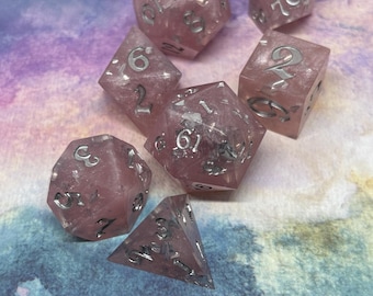 Juego de dados de cuarzo rosa