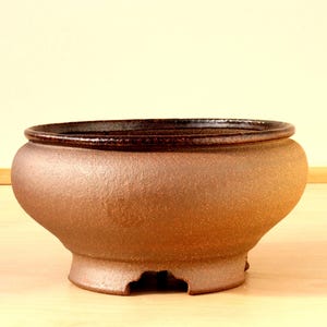 Small round bonsai pot ( 7")