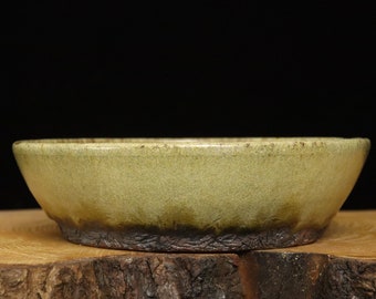 Small round bonsai pot (8")