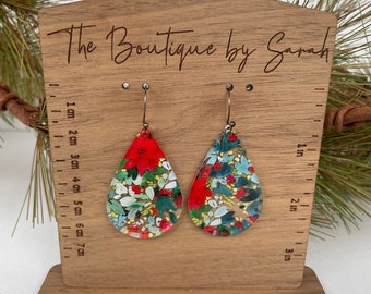 Christmas Poinsettia Earrings, Christmas Floral Earrings, Xmas Earrings, Teacher Earrings, Winter Jewelry, Gift for Her, Christmas Eve