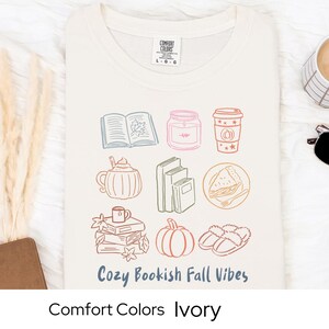 Cozy Bookish Fall Vibes Shirt, Comfort Colors Autumn Reading Tee, Cute Pumpkin Coffee Graphic T-Shirt, Cozy Book Lover Gift for Fall