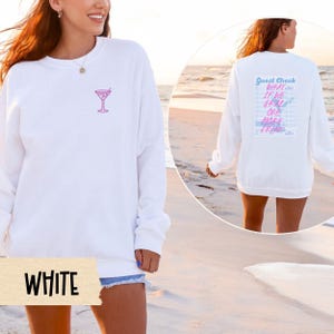 Bluza z nadrukiem w kratkę gościnną, bluza z okrągłym dekoltem One More Drink, sweter Martini Doodle, sweter na wieczór panieński, grafika Gildan 18000 Oversized