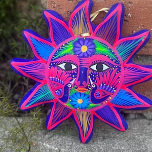 Sun Hanging Wall Plaque Folk Art Picture