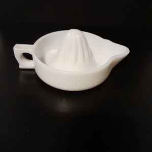 Sunkist Milk Glass Citrus Fruit Juicer Vintage