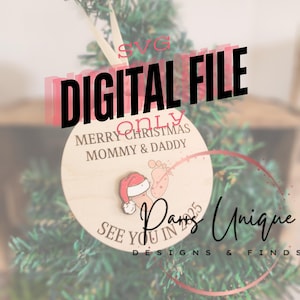 Arquivo SVG digital - Até 2026-30 - Enfeite para anúncio de bebê para mamãe e papai: chapéu de Papai Noel com entrada para ultrassom - Arquivo digital SVG