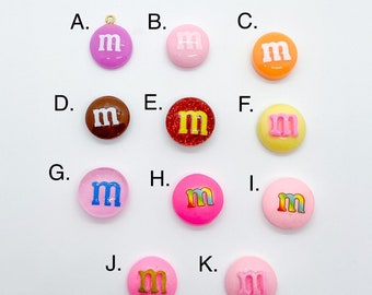Encanto de chocolate M y M / Encanto de caramelo Kawaii / 1 PC Encanto Mnm / Encanto de caramelo arco iris / Encanto para niños / Pulsera de encanto / Collar de encanto / Y2K