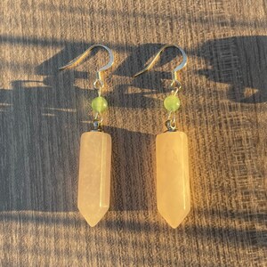 gardener’s flowers crystal dangle earrings, green aventurine, rose quartz, sterling silver, cottage core, hippie, boho, free shipping
