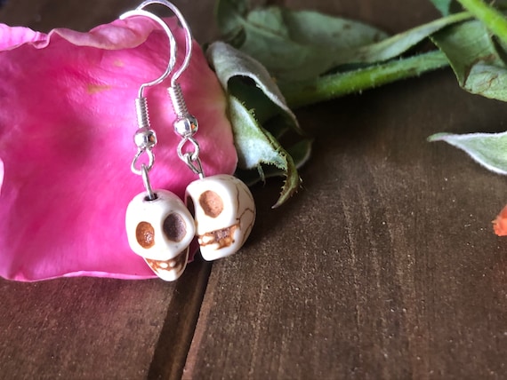dope lil skull drop earrings
