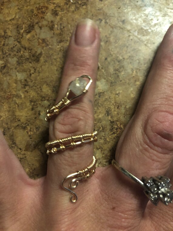 Wire wrap snake