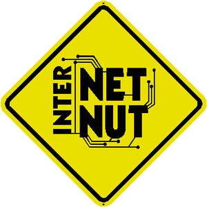 Señal de Internet Nut: señal amarilla, letras negras.