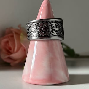 Floral Spoon ring, stainless steel spoon ring, floral spoon ring, spoonflower, spoon rings for woman, eco-friendly ring, upcycled jewelry