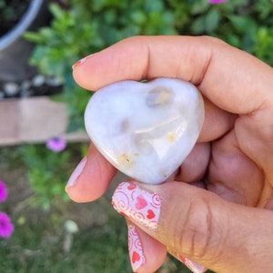 Flower Agate- Pocket Palm Stone - Positive Energy - Peace - Chakra Healing