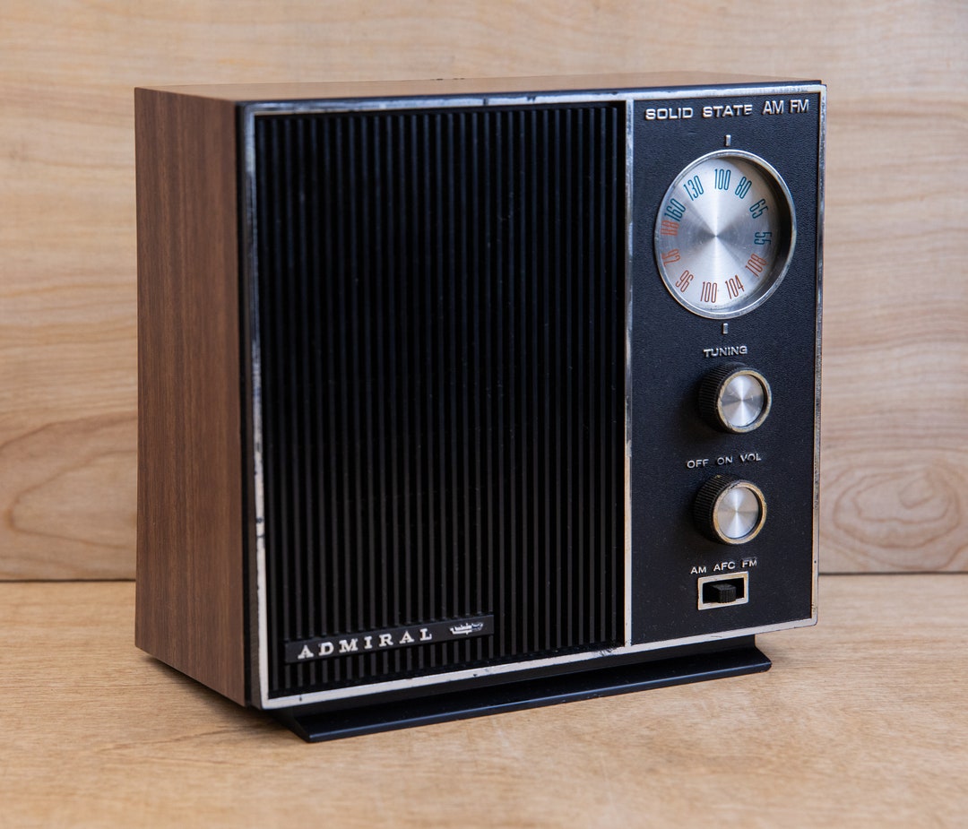 Vintage Wood Grain Radio, Vintage Transistor Admiral, AM/FM Solid State ...