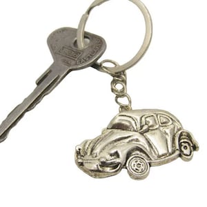 Classic Car Key Chain, Vintage Car Gift for Dad, 60s Car Gift for Brother, Retro Groovy Car Gift for Friend, Old Car Gift for Guys