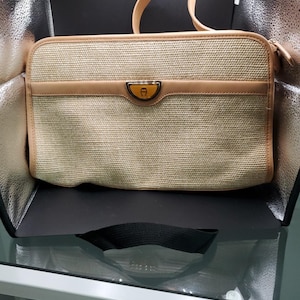 Vintage Etienne aigner purse