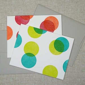 Polka Dot boekdruk sociale briefpapier set van 6 in meerdere kleurvariaties || Chromatische boekdruk stippen boxset