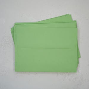 DIY A7-limoengroene enveloppen voor uitnodigingsbenodigheden voor handgemaakte kaart en uitnodigingenveloppen voor beste doe-het-zelfhuwelijksuitnodiging groene envelop