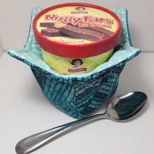 Ice Cream Pint Cozy - Cup &#39;o&#39; Noodle Cozy - Homemade 100% Cotton - Geo Polka Dots