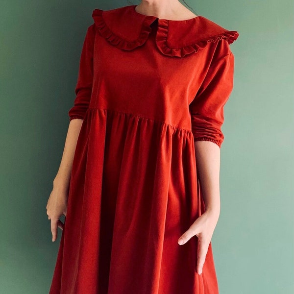 Robe smock à cordon rouille rouge pour femmes, robe d’hiver d’automne faite à la main, robe à col de déclaration, robe surdimensionnée pour femmes, robe à cordon ample