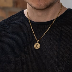 Earth Halskette mit Anhänger aus Edelstahl und 18k Gold - Streetwear Weltkugel Globus Globe Unisex Necklace for Men and Women by UNSHINEBAR