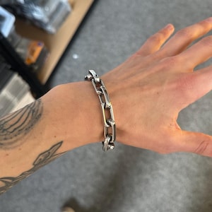 Tjockt statement-armband i silver, 10 mm brett - armband i rostfritt stål - Kraftigt tjockt fyrkantigt länkarmband för män och kvinnor från UNSHINEBAR
