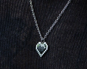 [MARGESHERWOOD] PIXEL HEART NECKLACE ★大人気★ Articulated Pixel Heart Necklace – A Unique 3D-Printed Gift
