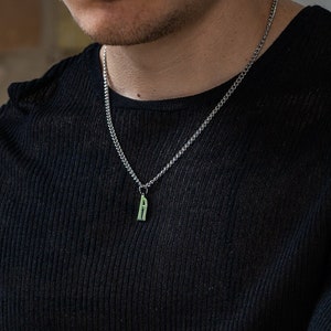 Collar con Inicial Mínima con Colgante en Plata Hecho de Acero Inoxidable y Oro de 18k - Collar de Regalo Unisex con Letras de Plata Regalo por UNSHINEBAR