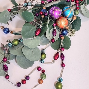 Vintage glass bead GARLAND, xl 6.5 to 7ft strand, exceptionally reflective, handpainted beads. QTY discounts. Red-Gold or Jeweltones.