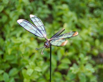 Glass Wing Glow in the Dark Butterfly Dragonfly Stake - Outdoor Stake Ornament Decor - Butterfly Insect Garden Gifts for Mum