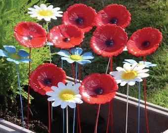 Flower Garden Stakes - Poppy Forget Me Not Daisy Hand Crafted Outdoor Stake Ornaments - Decorative Garden Gift for Mum