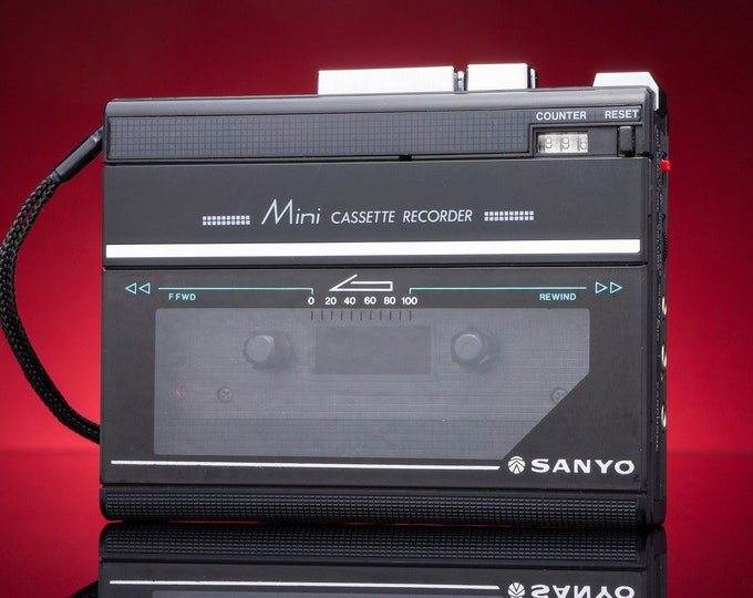 Working Sanyo M1120 Portable Cassette Recorder/player With New Belt
