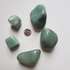 Green Aventurine Medium  (1 item)