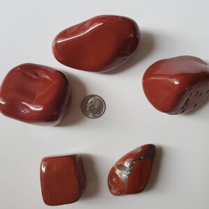 Red Jasper Medium  (1 item)