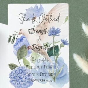 Spreuken 31:25 Woman of Faith Bijbelwenskaart Bijbels schrift Moederdagcadeau Instant Download 5 x 7 pdf/jpeg blauwe bloemen