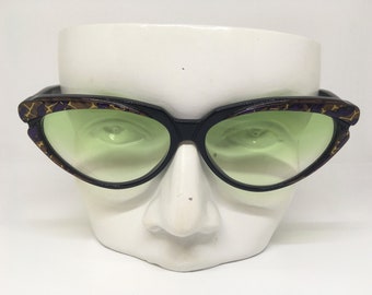 Vintage sunglasses frame 03-709 0017 HARRY/'S MIKADO mod bicolored crazy pop shape New Old Stock 1980s