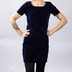 Women&#39;s Vintage Dark Blue Velvet Mini Dress | Short Sleeved | Body Fitting | Incredible Condition