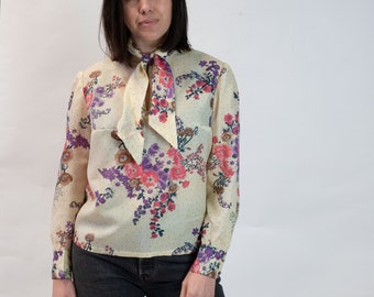 Vintage Pussybow Blouse | Floral Print | Long Sleeves | Lightweight