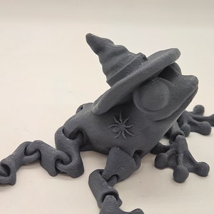 Flexi Witch-Frog!