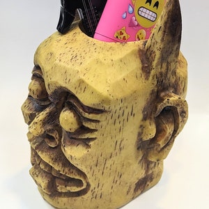 Ancient Evil Two Horn Demon Sculpture Figurine Lucifer Gothic Décor Desk Ornament Home Décor Hand-made Pen Holder.