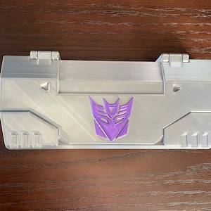 Megatron&#39;s Chest Box - Transformers-inspired Pencil/Pen/Brush/Supply storage box